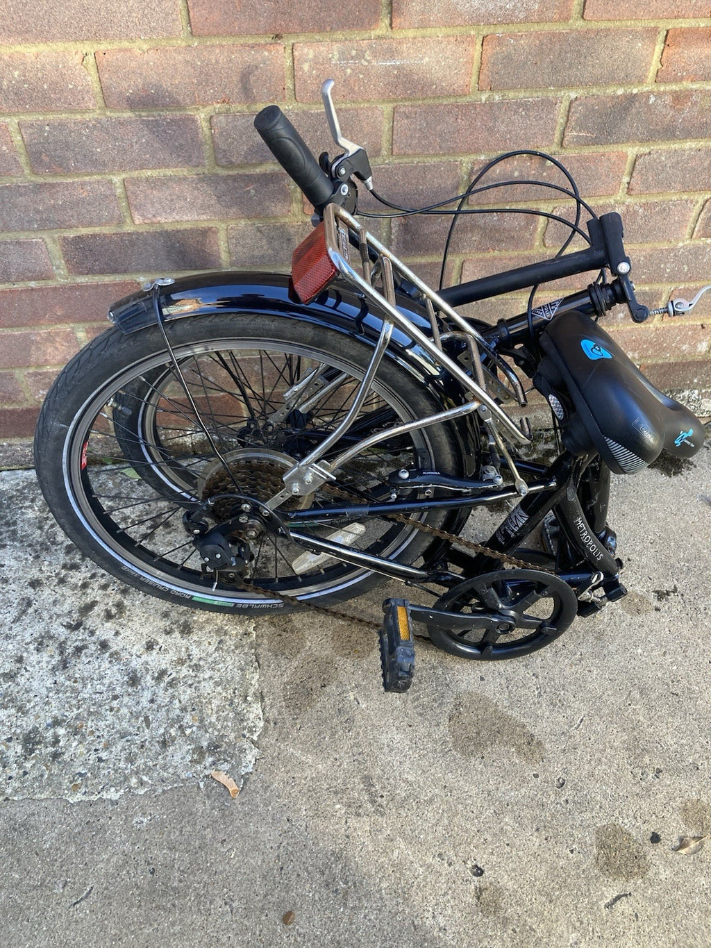 Viking Folding Shopper Bike with 6 Speed Gears Plus Padded Bike Seat