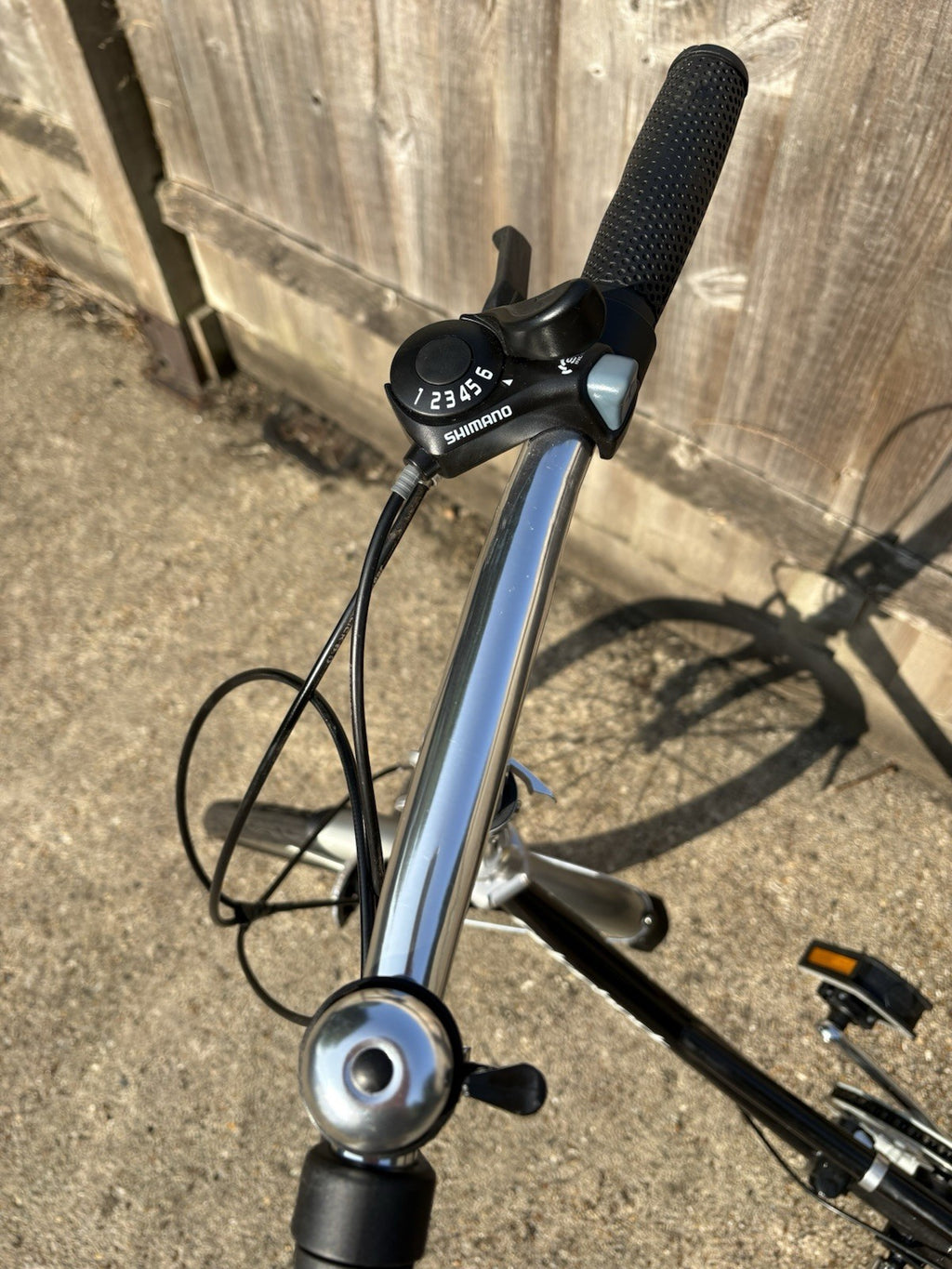 Ridgeback Ambassador Folding Bike 20” Wheels, 6 Speed Shimano, NEW