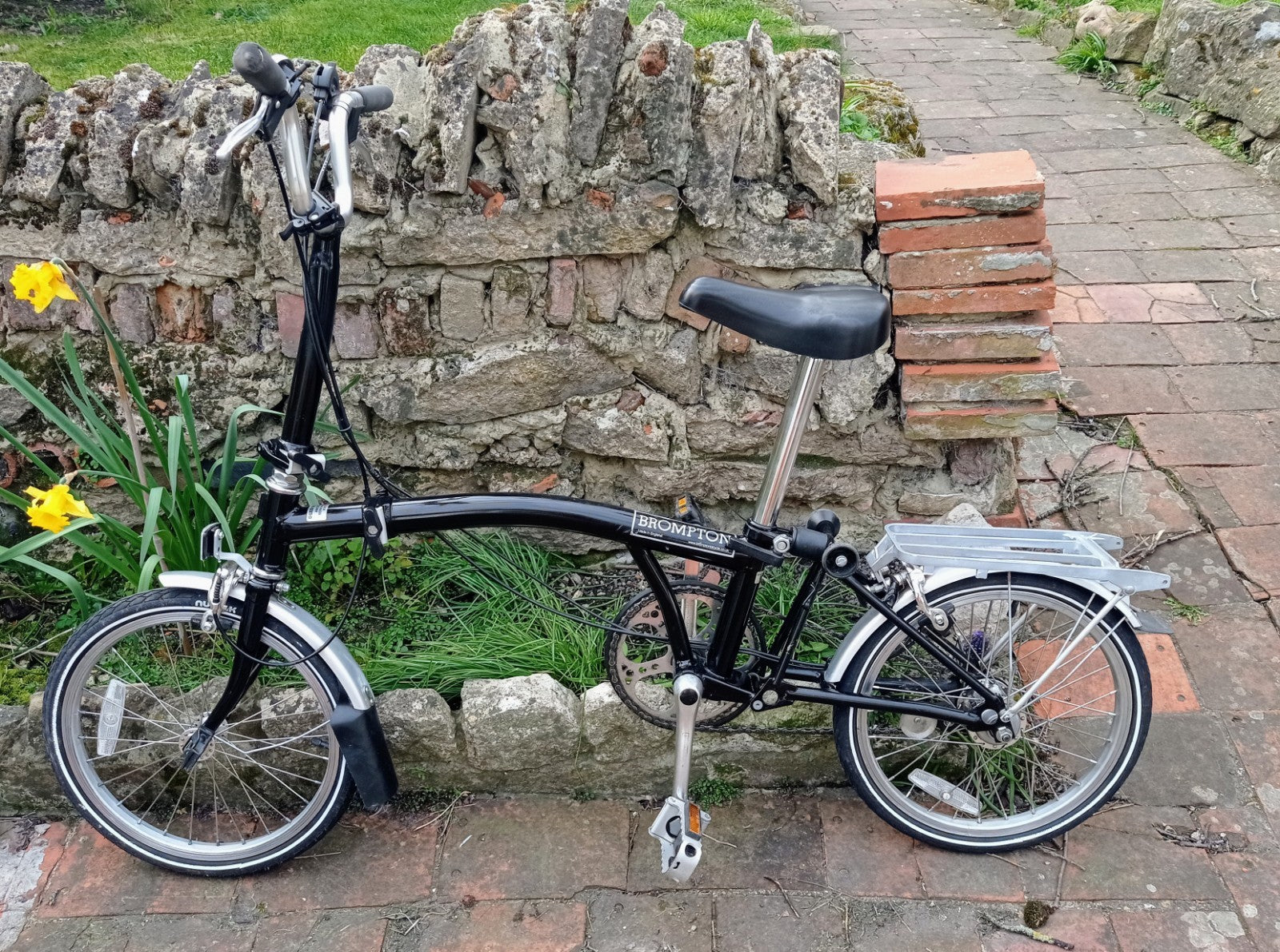 Brompton folding bike 3 speed M3L - black- FREE Delivery to Oxford