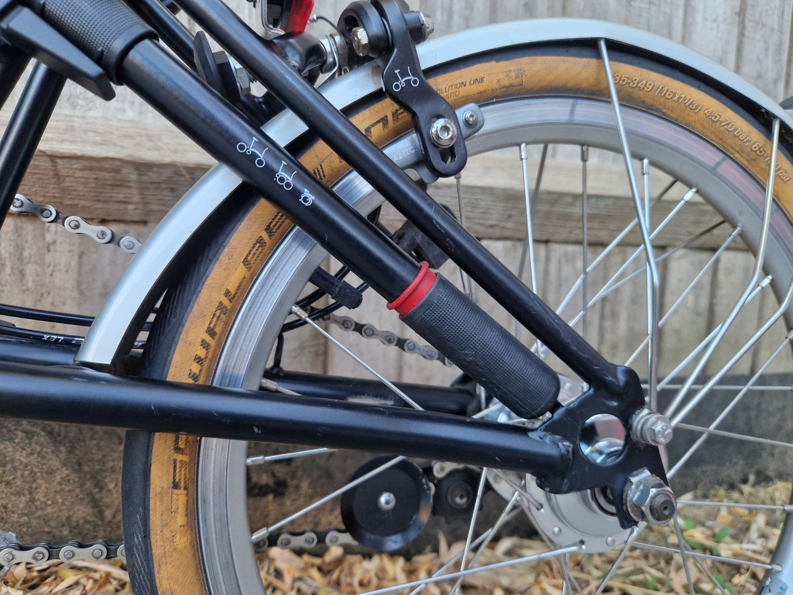 Brompton M3L black - 3 speed - thumb shifter