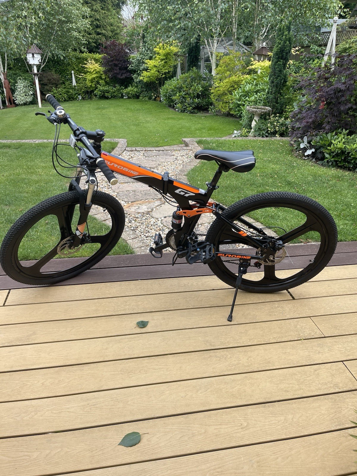 Eurobike G7 Folding Mountain Bike Dual Disc 17" Frame, 27.5" Wheels