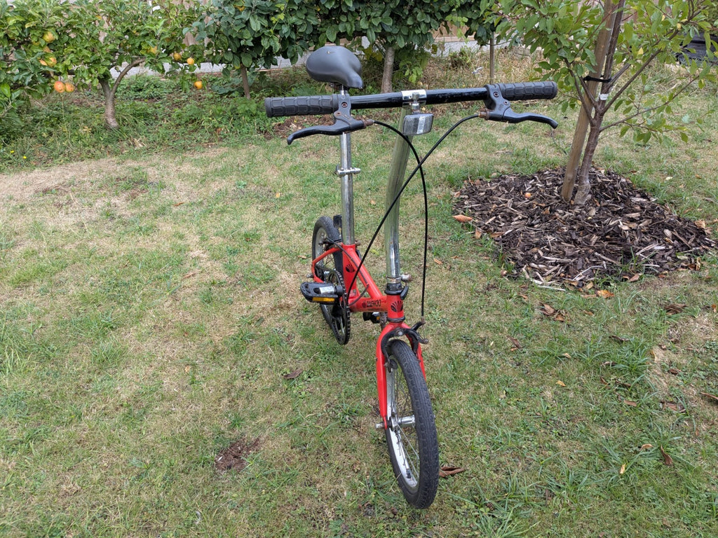 Daewoo Shuttle Folding Bike – Steel Frame – 16" Wheels – Good Working Order