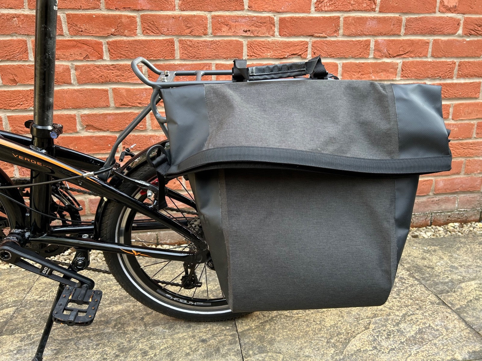 Tern Verge P20 (Gen 1) Folding Bike – Excellent condition