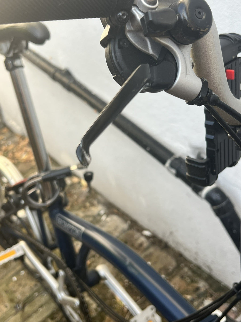 Brompton  Blue M6L Mid 6 Speed 2018 Folding Bike Collection SW11