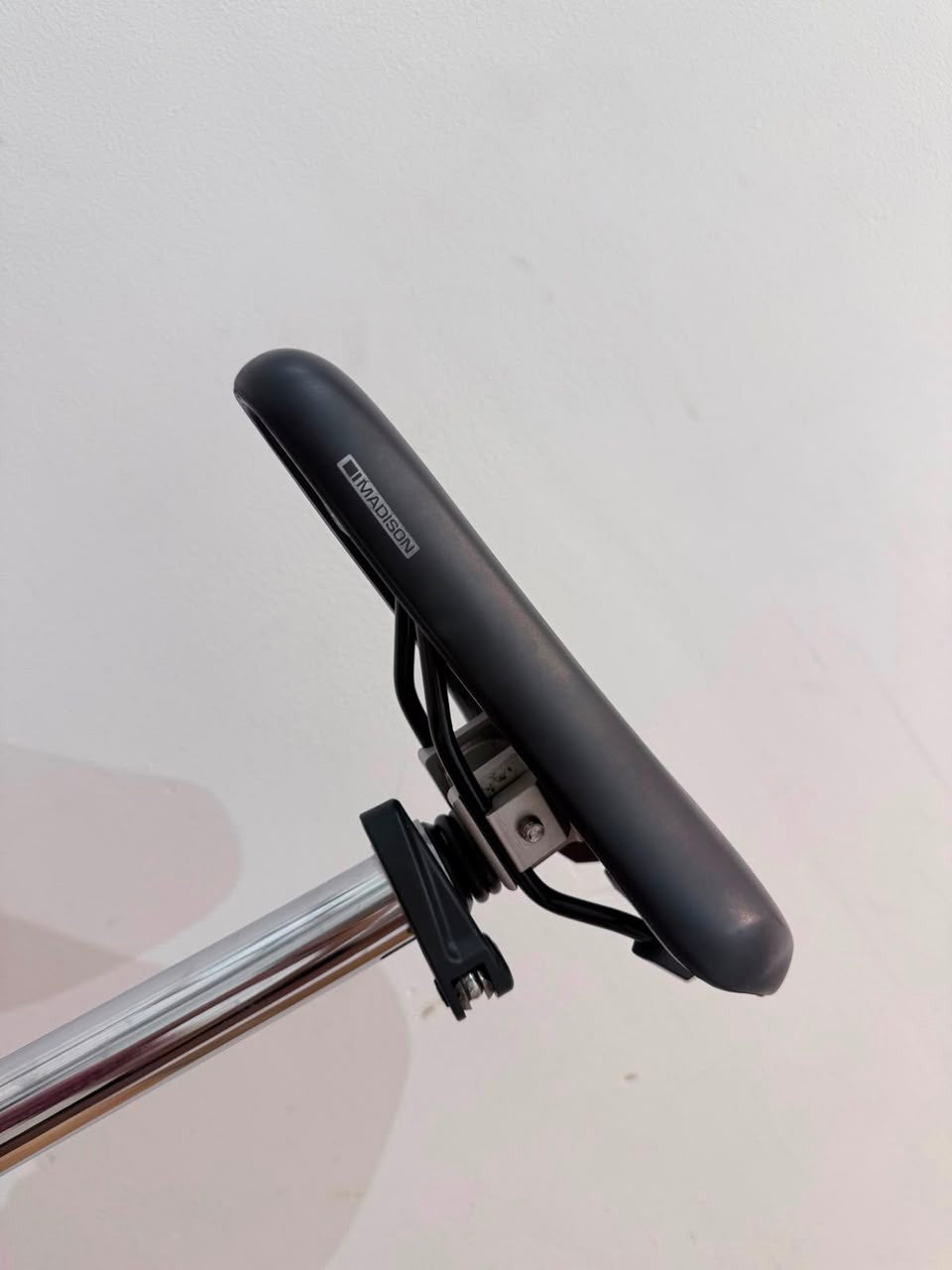 Brompton M3L Folding Bike – Pale Pink – 2014 Model – Made in England