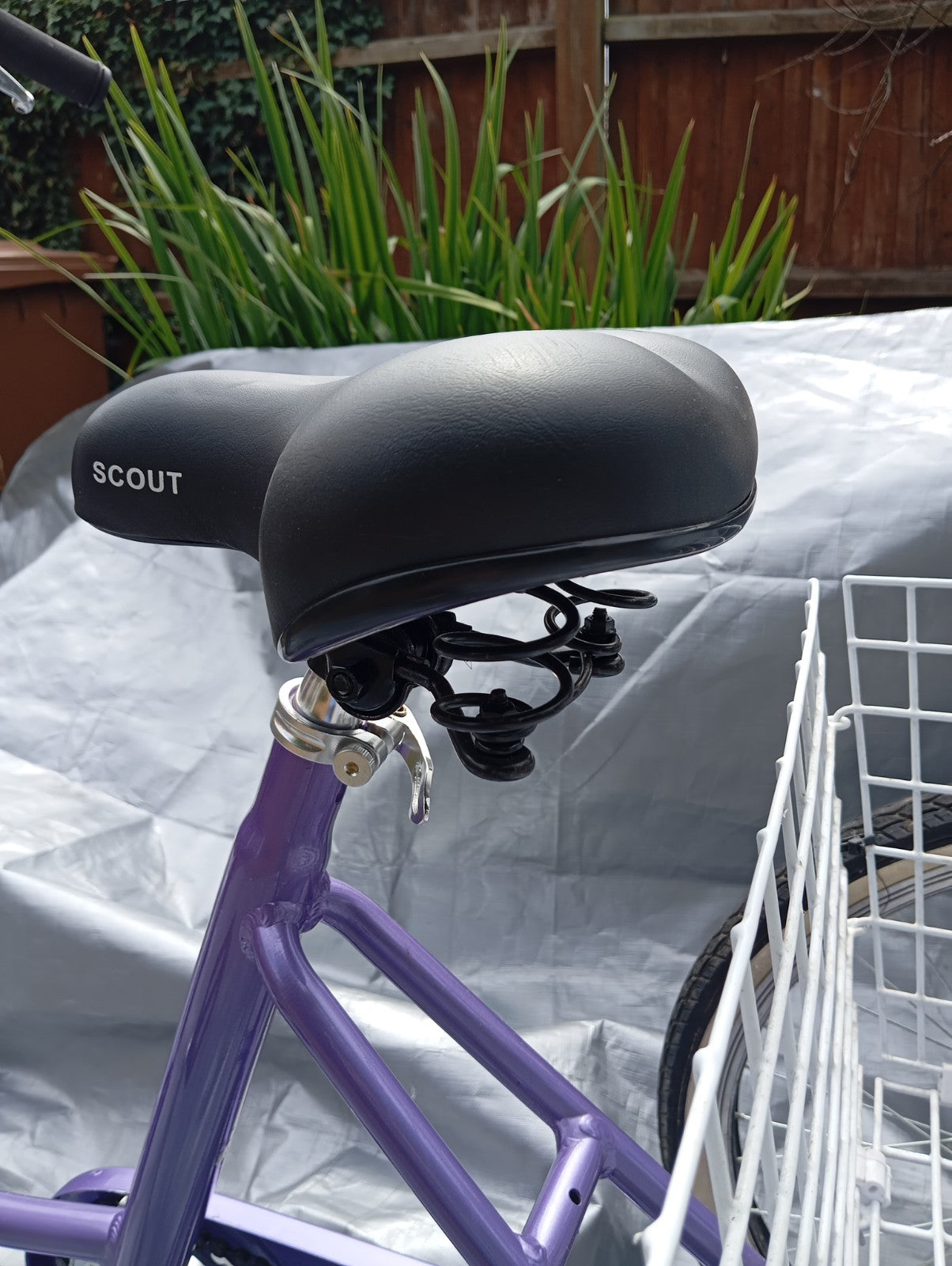 Scout Adult 24" Folding Tricycle