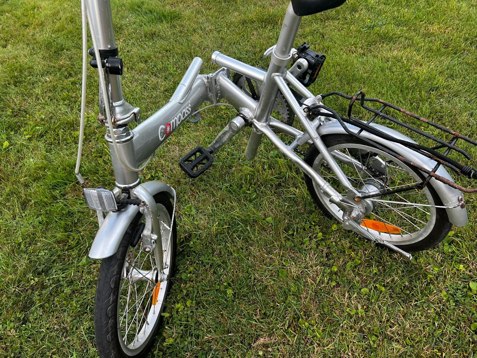 3 speed Compass folding bike (commuter, caravan or boat bike) , kickstand & rack