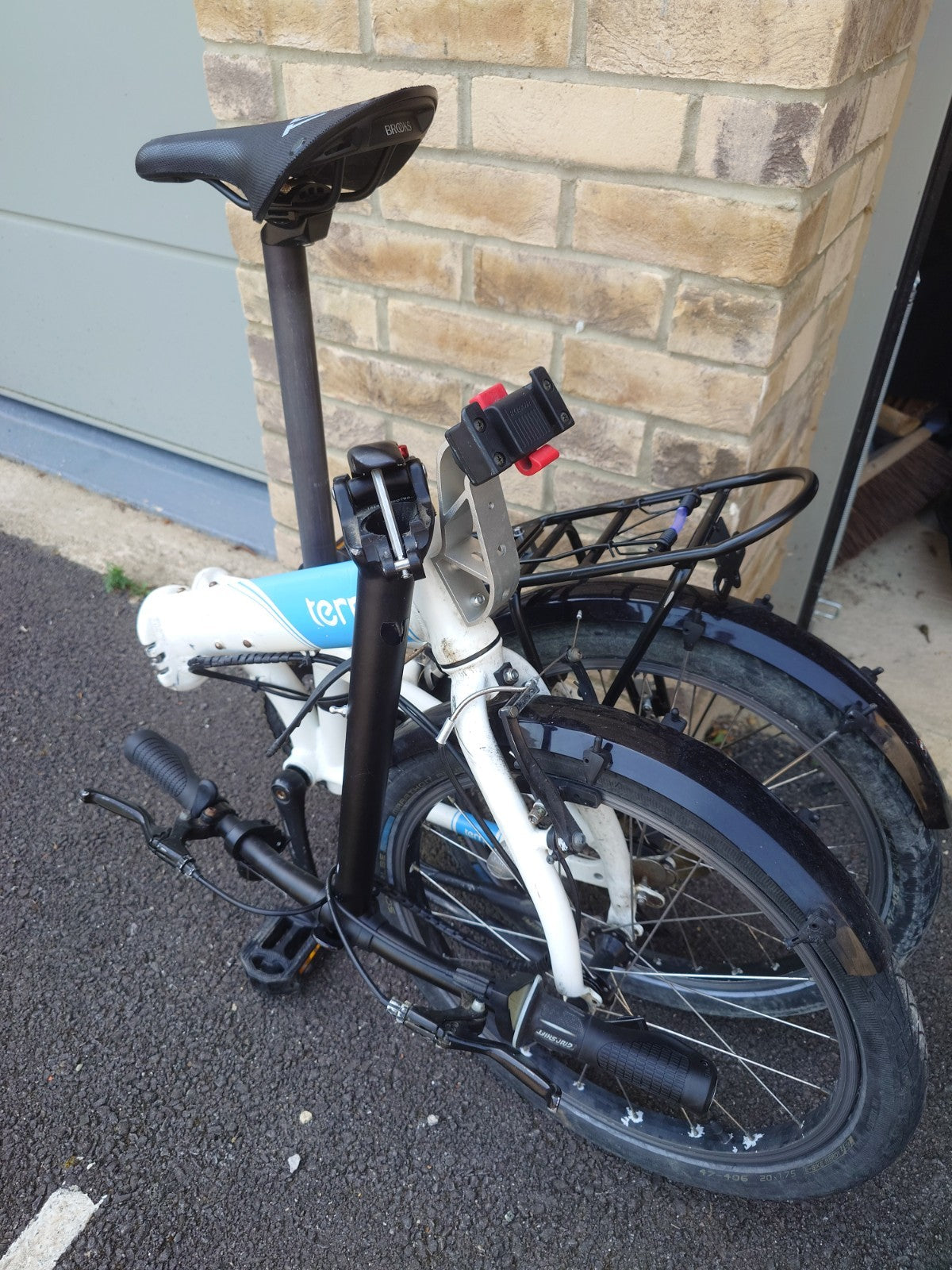 Tern Link D8 Folding Bike With Brooks Saddle