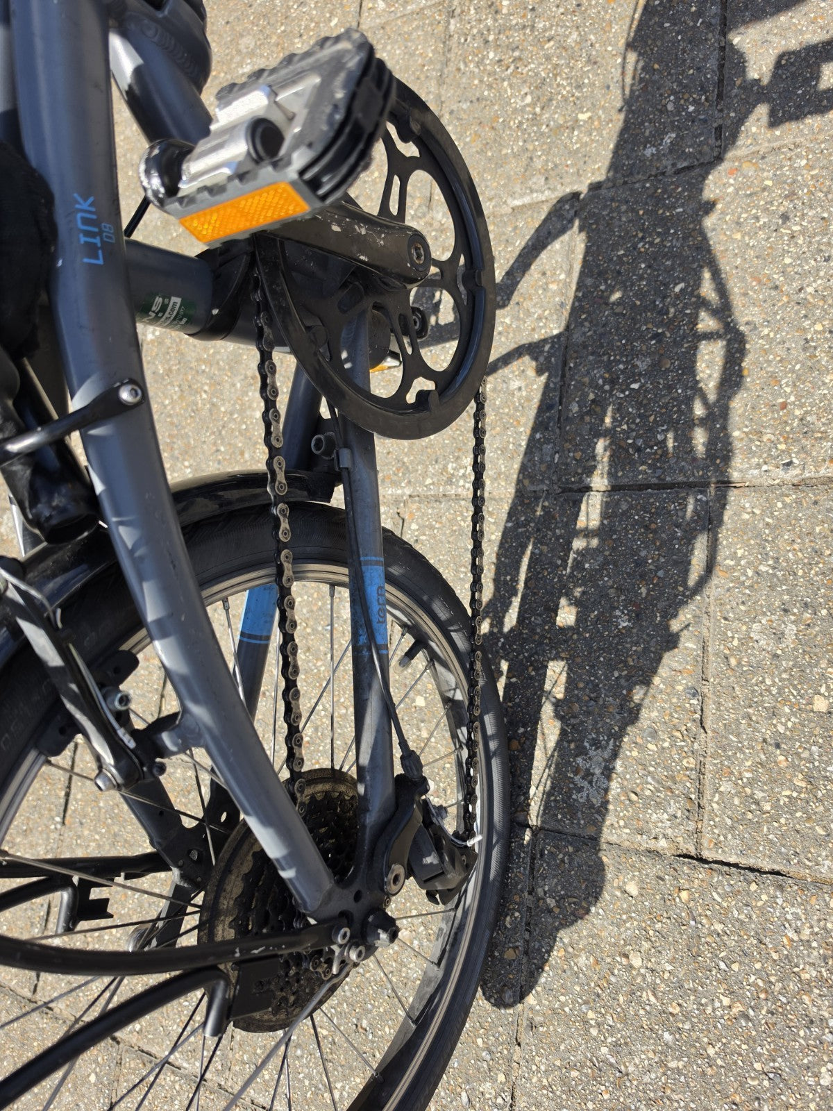 Tern Link D8 Folding Bicycle 8 Speed