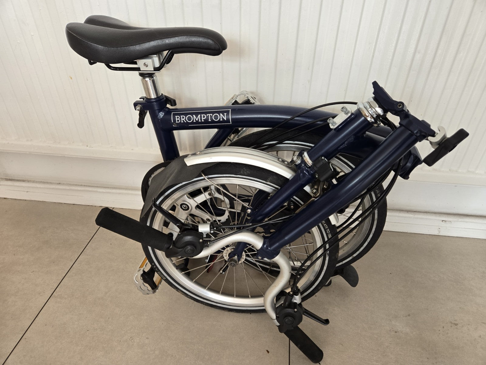 2017 Brompton 6-Speed Folding Bike Navy blue