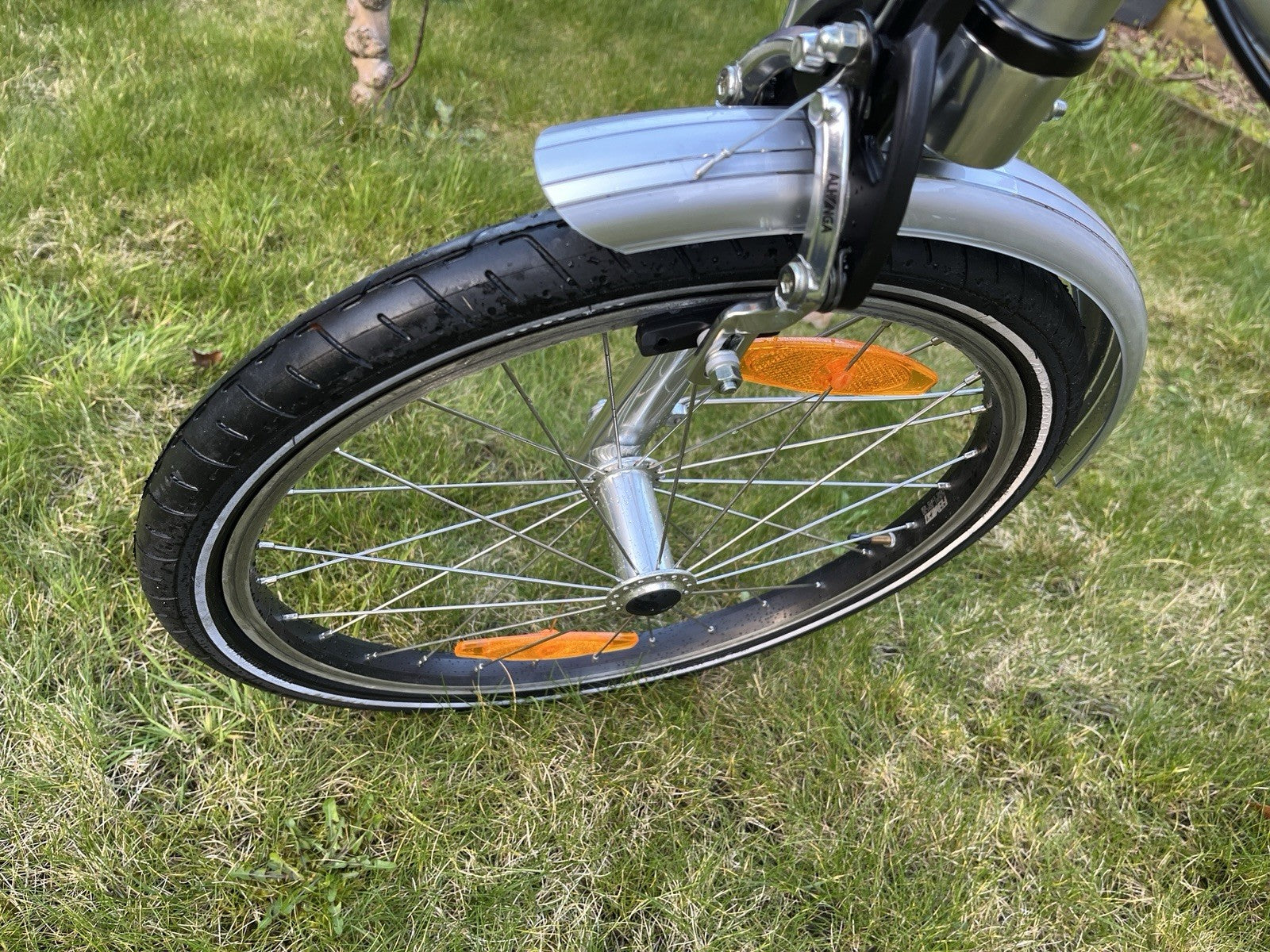 GIANT Halfway Folding Bike. 20'' wheels. 7 speed. VGC. RRP £600