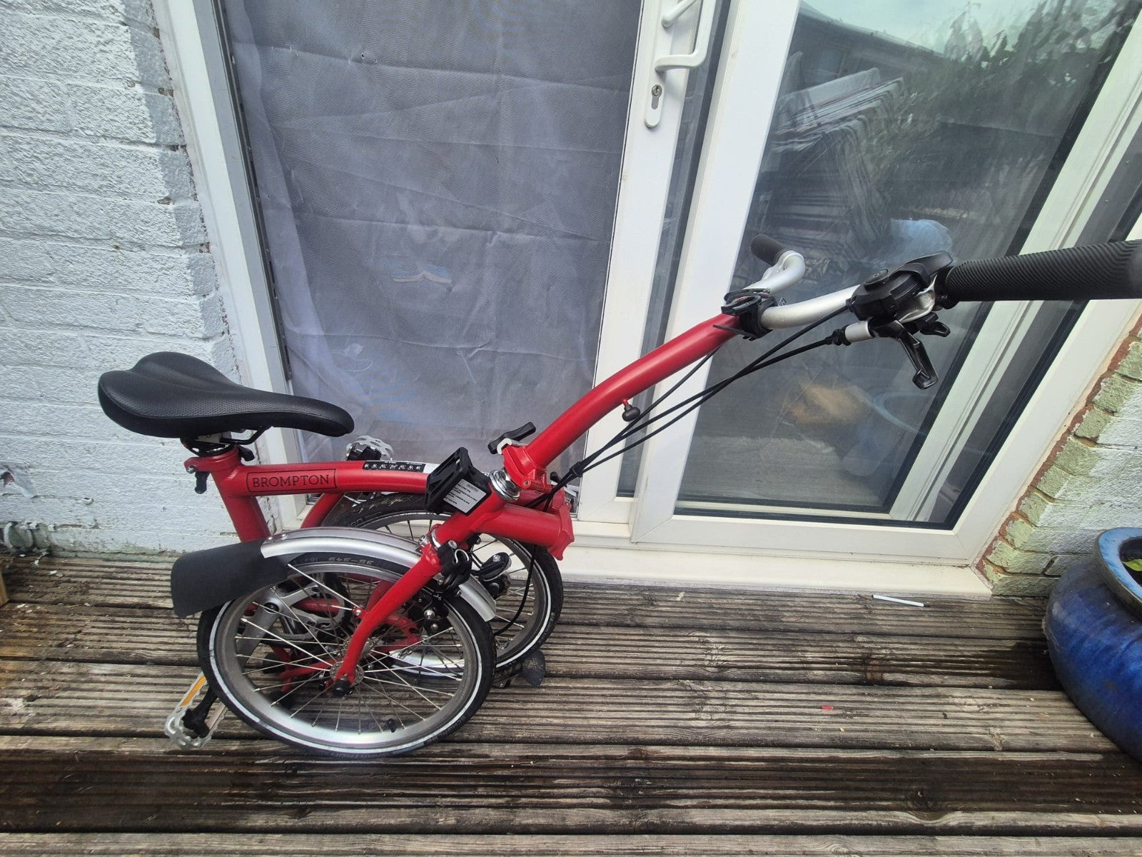 Brompton M3L Folding Bike 3-Speed, Red, Excellent Condition, Barely Used