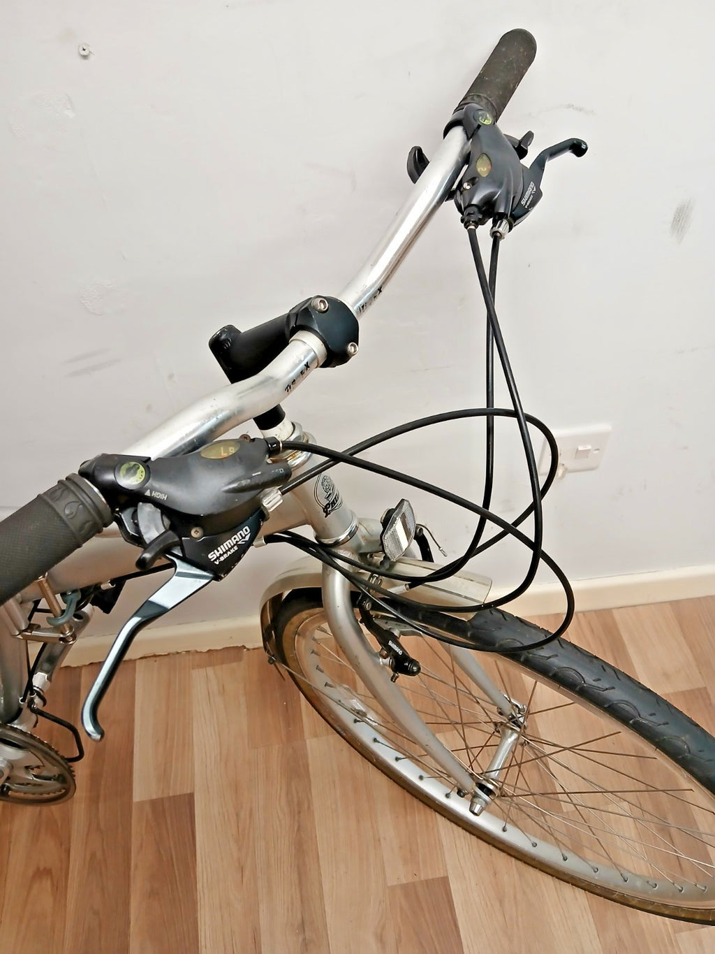Phillips discovery 26" folding bike 21 Speed Good cond. Serviced. Shop price 60