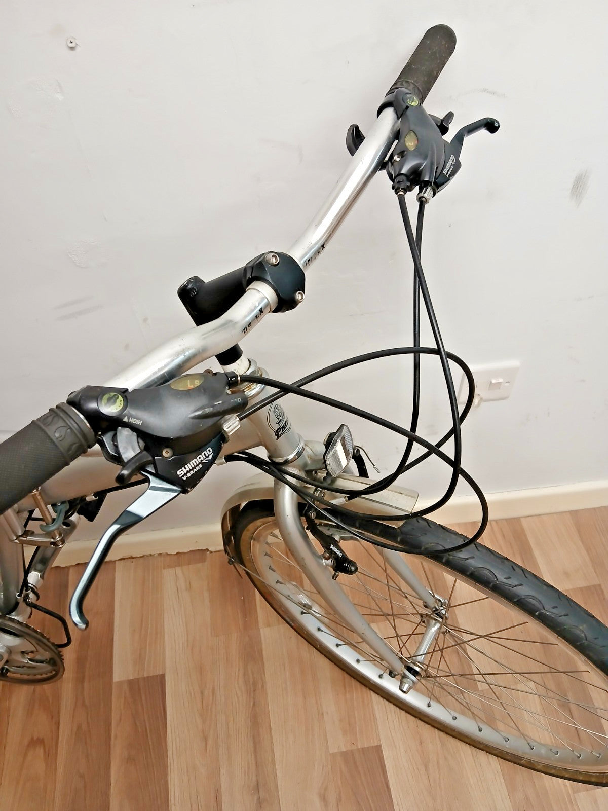 Phillips discovery 26" folding bike 21 Speed Good cond. Serviced. Shop price 60