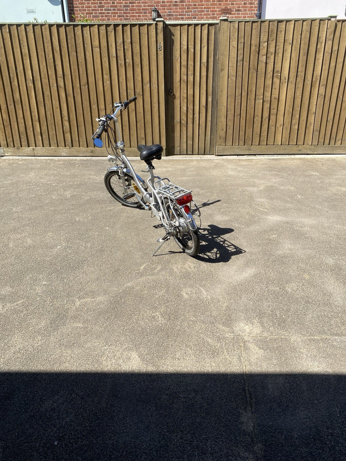 Pro- Rider Unisex Bike - 20 Inch Wheels