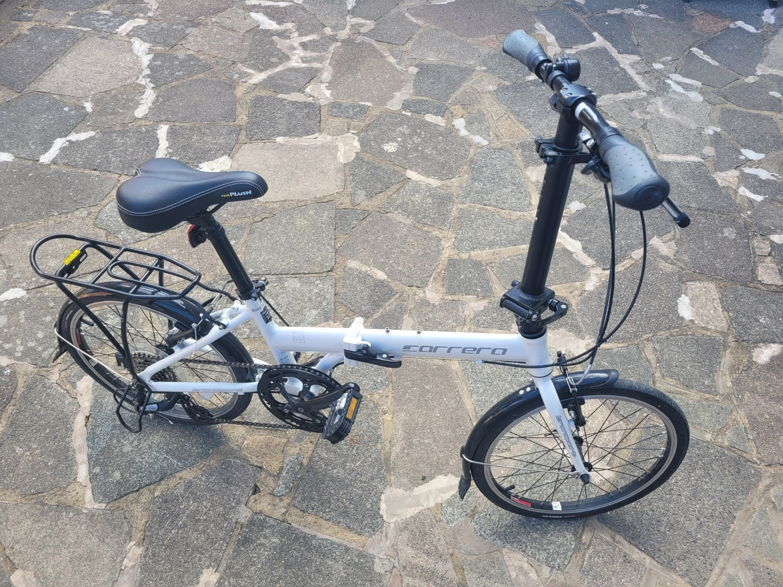 Carrera Transit Folding Bike 20” Wheels 8 Speed Alloy Frame Rack LOCAL DELIVERY