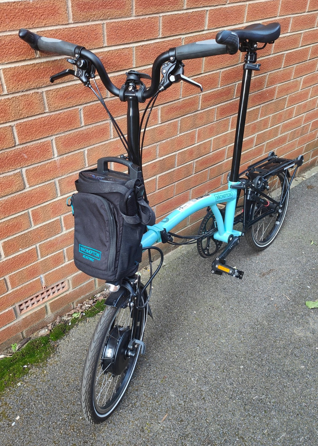 Brompton Electric C-Line, High. 6-speed. Turkish Green. Large and Small bags