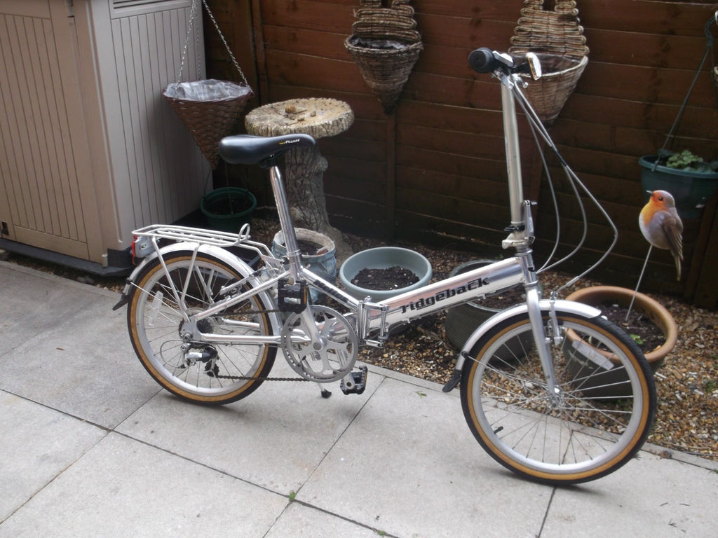 Ridgeback Helios Dahon Folding bike.