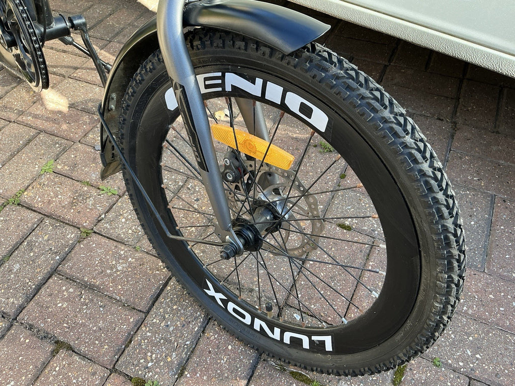Genio Lenox 1.0 Folding Bike 20" Wheels Black. Spares Or Repair