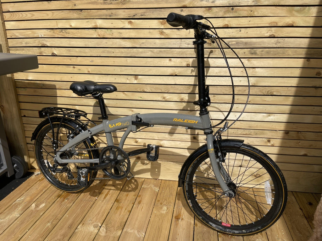 Raleigh Evo Two Folding Bike - Grey – Excellent Condition - Yellow decal