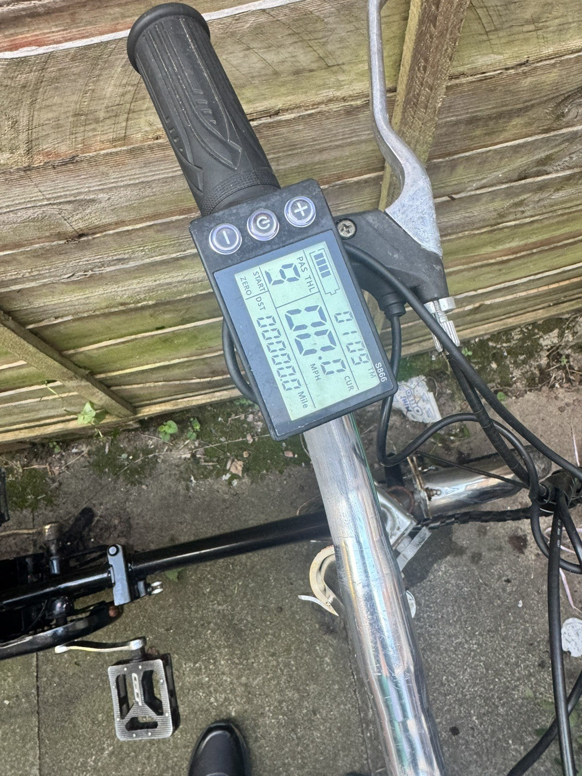 Black 20-inch E-Folding bicycle