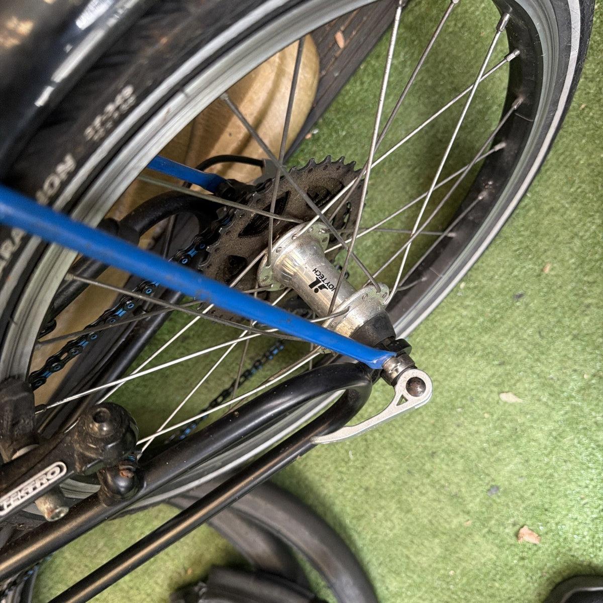 Bite Friday Folding Bike, 16 Inch Wheels ￼