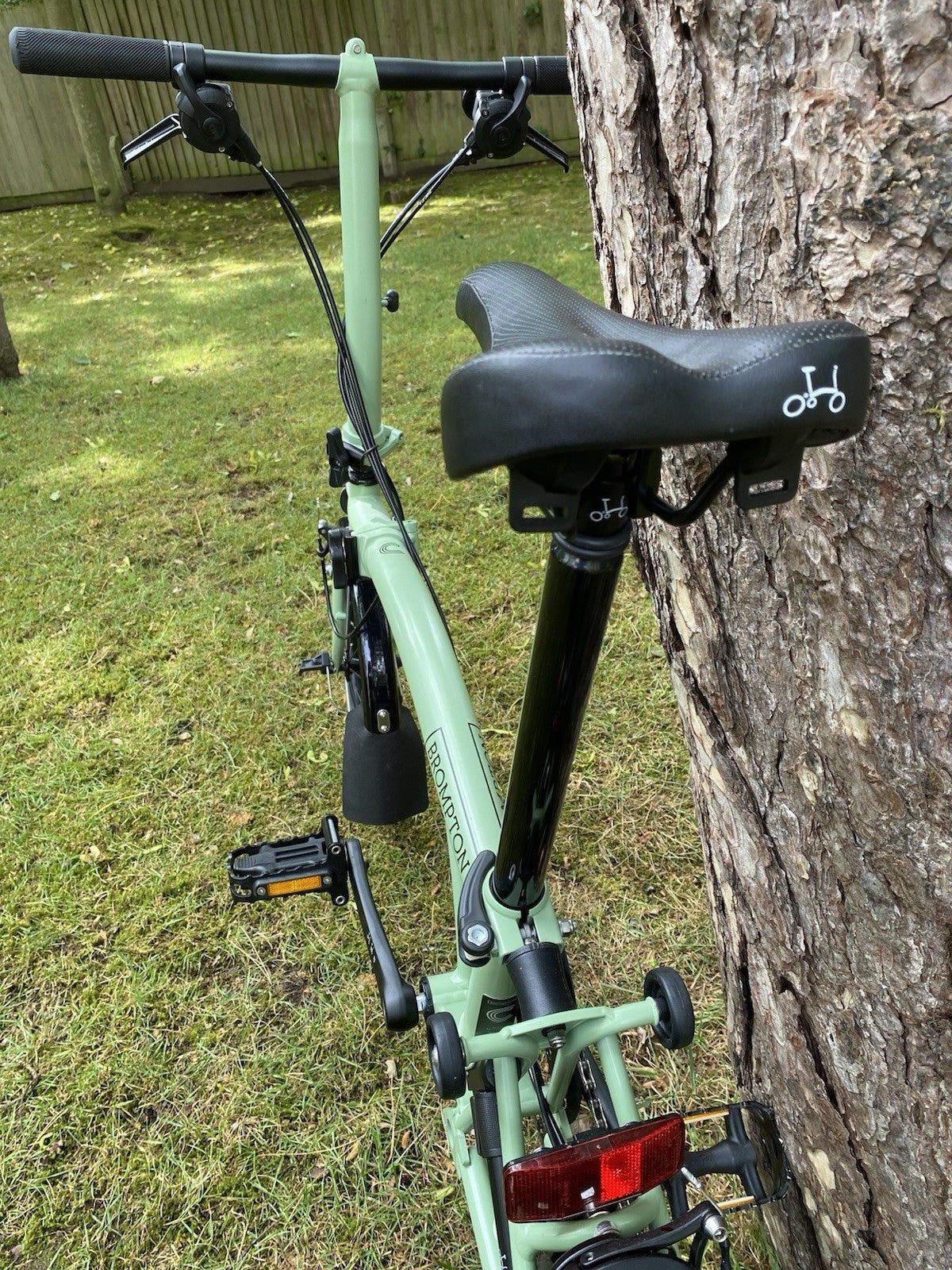 Brompton C-line 6-speed in Matcha Green (discontinued)
