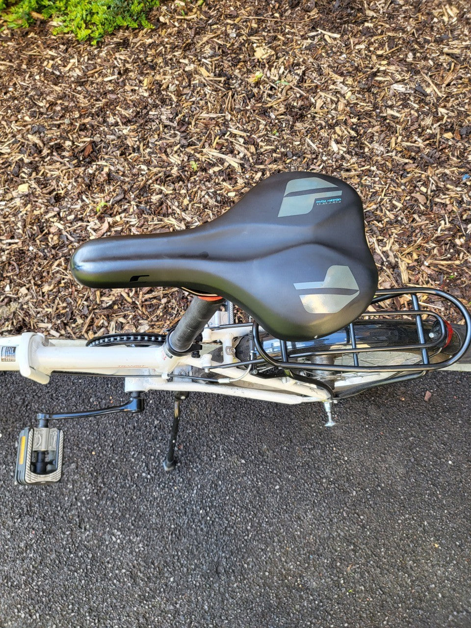 Carrera Transit Folding Bike 20” Wheels 8 Speed Alloy Frame Rack