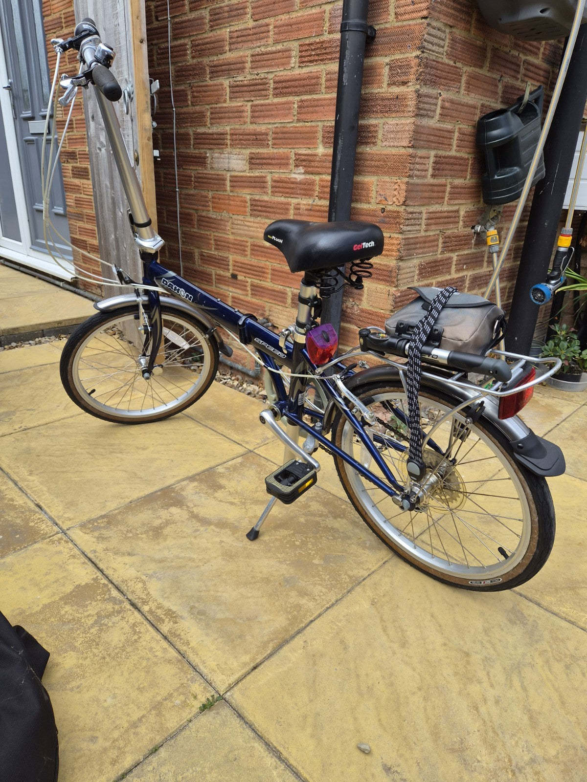 Dahon Speed D7 FOLDING / FOLDABLE BIKE BLUE