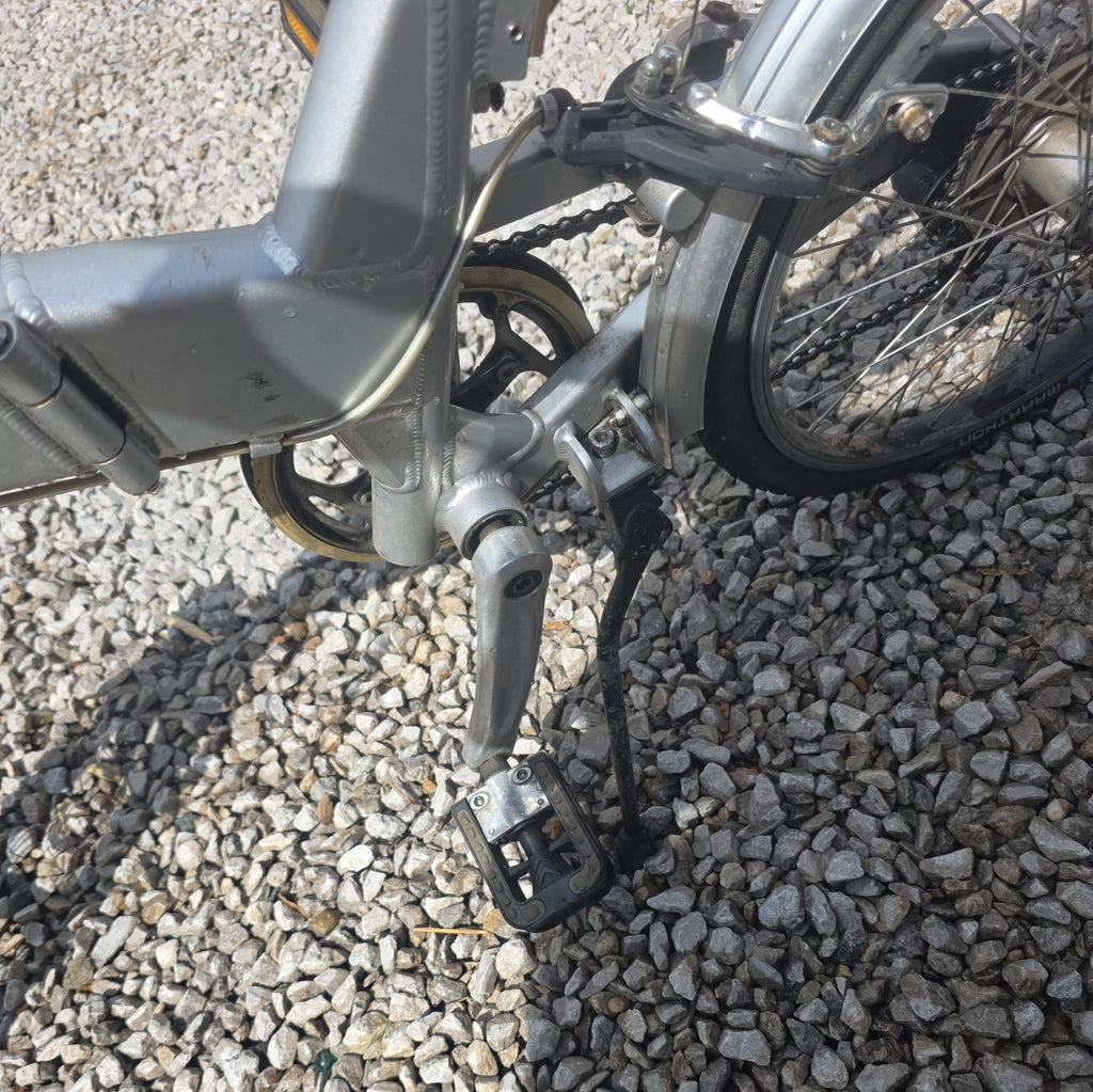 GIANT Halfway Folding Bike. 20'' wheels. 7 speed. RRP £600