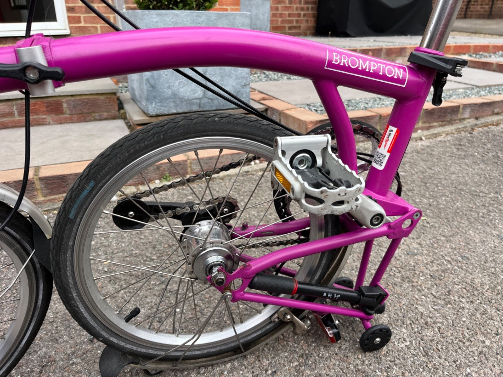 Brompton M3L folding bicycle n rare Berry Crush (2016) One Owner, Fully Register