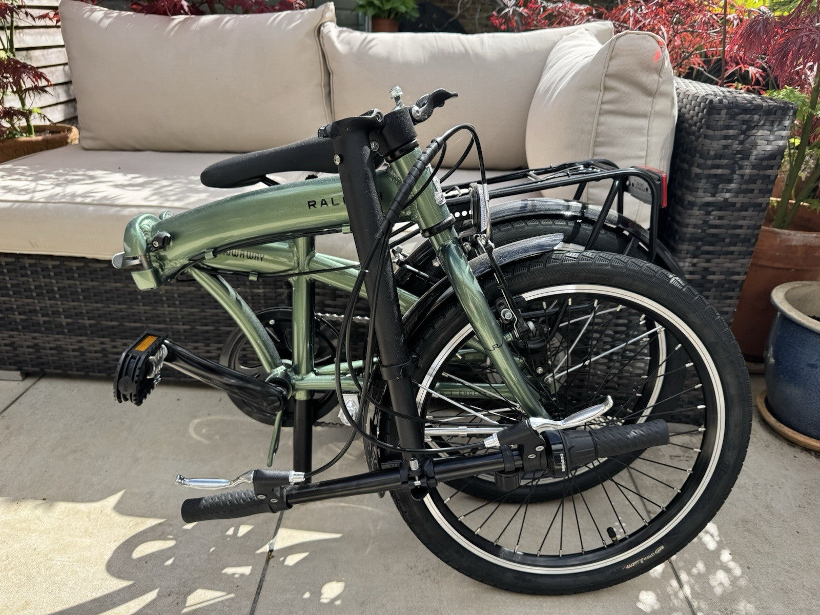 Raleigh 2025 Stowaway Bike Brand New Never Been Used Excellent Condition No Box