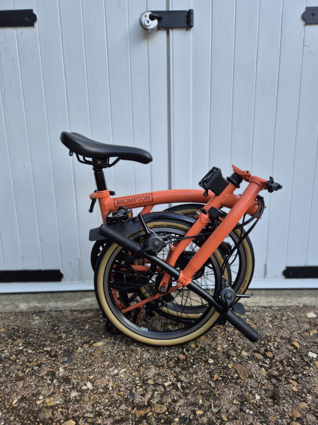 Brompton C Line Explore 6 Speed. FULLY SERVICED. Low Bar. Fire Coral Orange.