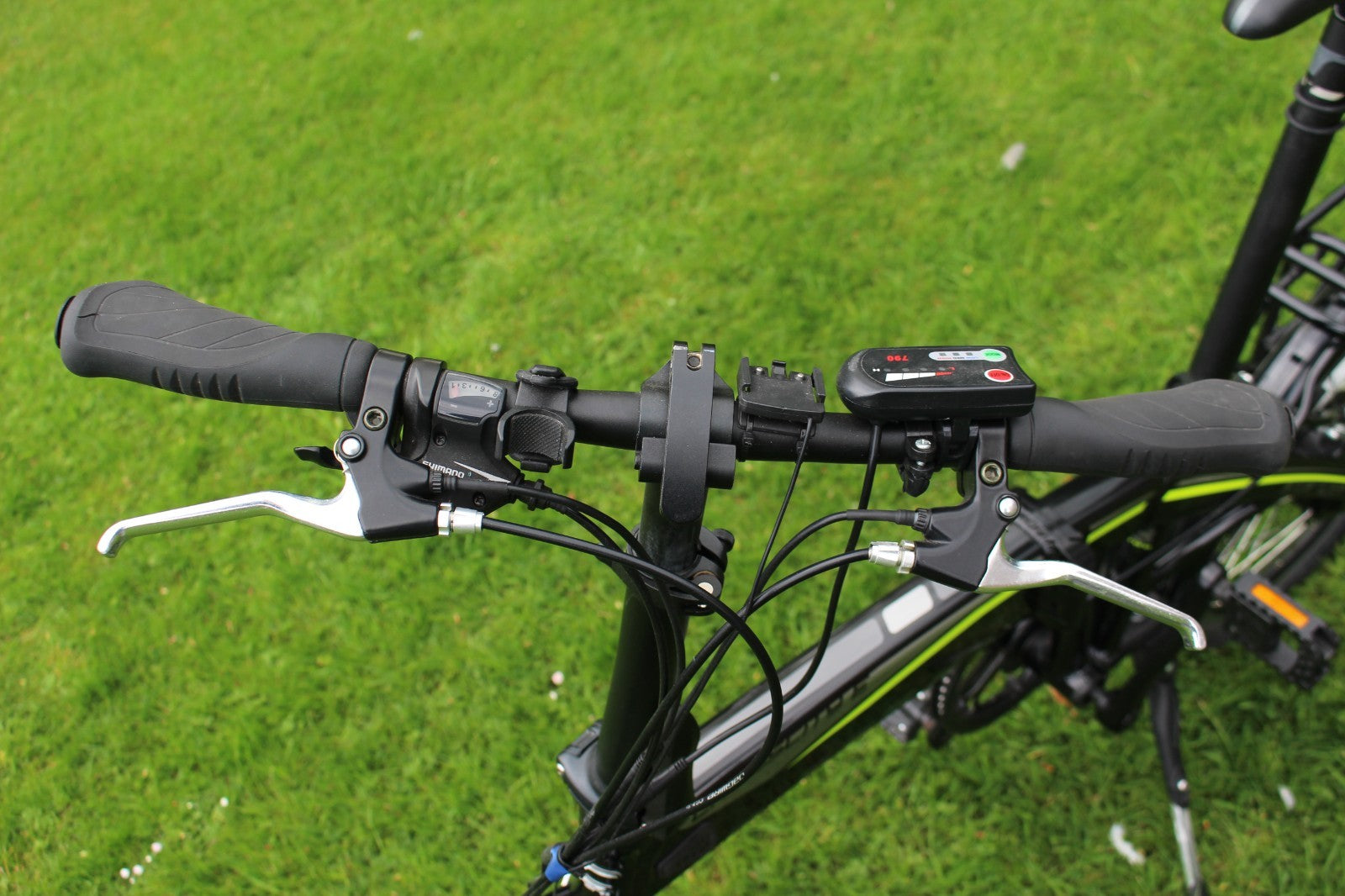 Carrera Cross City unisex folding bike great condition collection near Crewe
