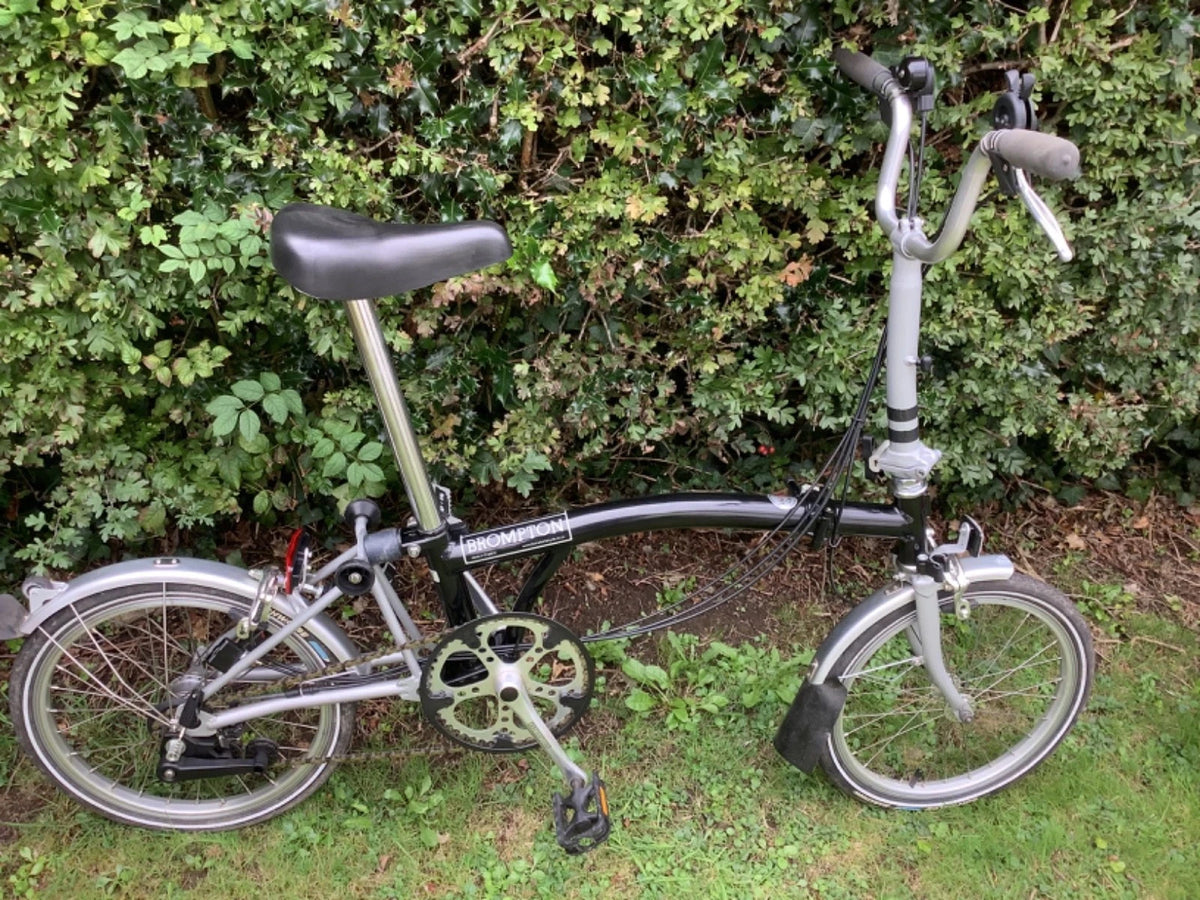 Brompton  M6L (6 Speed) folding bicycle -  (Mint Condition)
