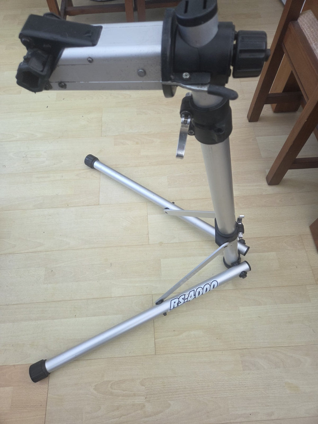 Minoura RS-4000 Bike Bicycle Repair Stand Folding Design Lightweight Aluminium