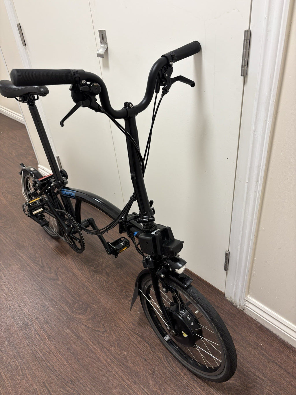 Brompton M6L Folding Bike (E) Black