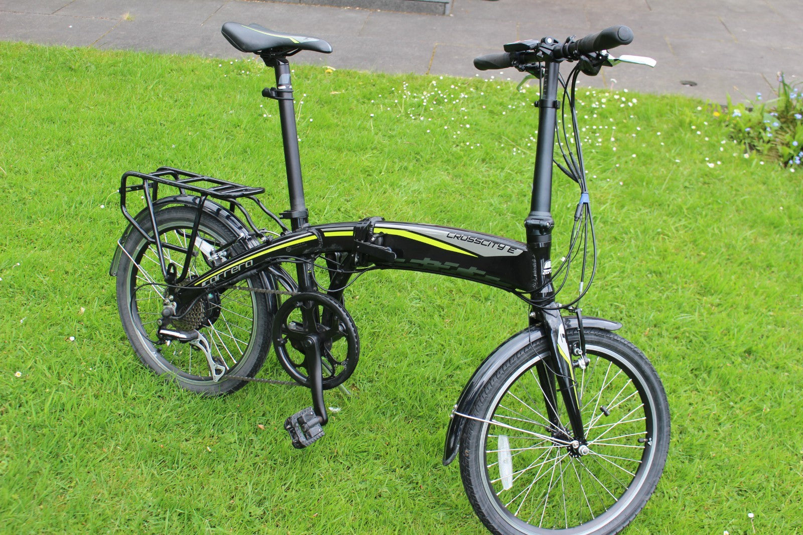 Carrera Cross City unisex folding bike great condition collection near Crewe
