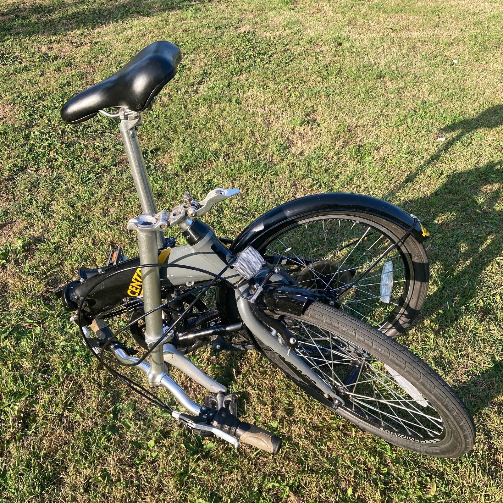 Compass Central Folding Bike 20in 7-speed RevoShift Shimano Gears - Alloy Frame