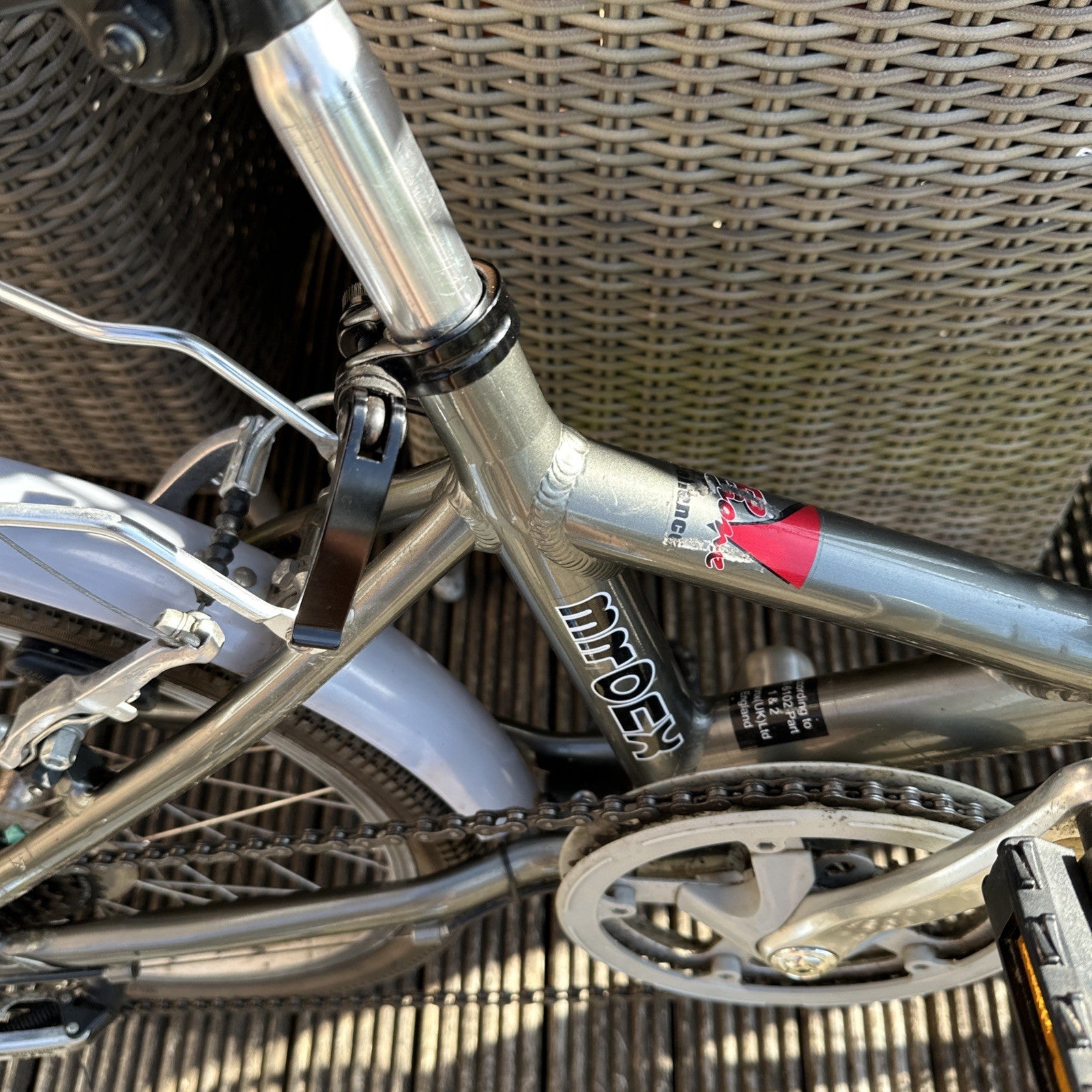 Folding City Bike Bronx Velo City 20 Inch Wheels Shimano 6 Gears Shimano