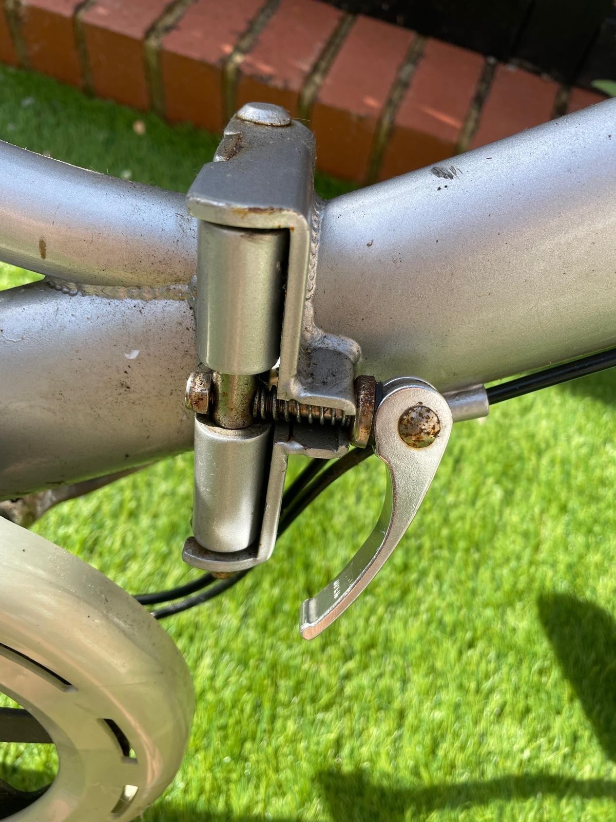 Raleigh Eclipse - 6 Speed Folding Bike