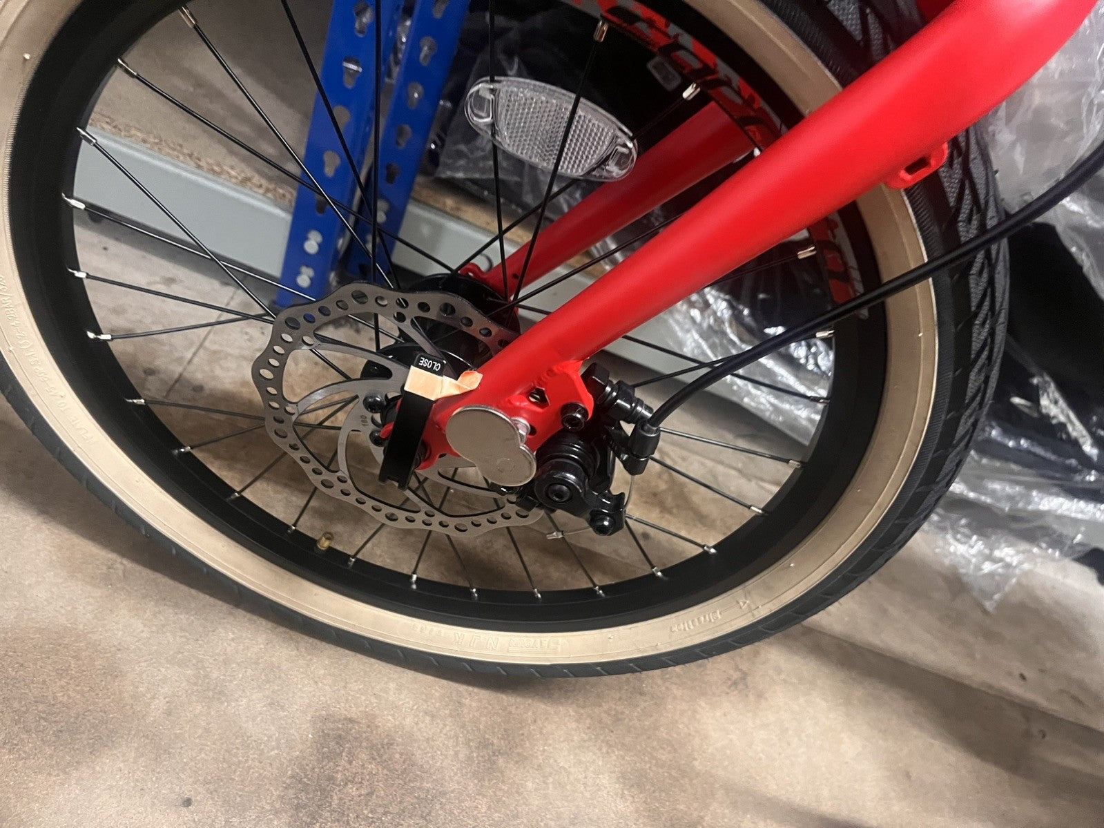 Carrera Intercity Disc 8-Speed Folding excellent condition