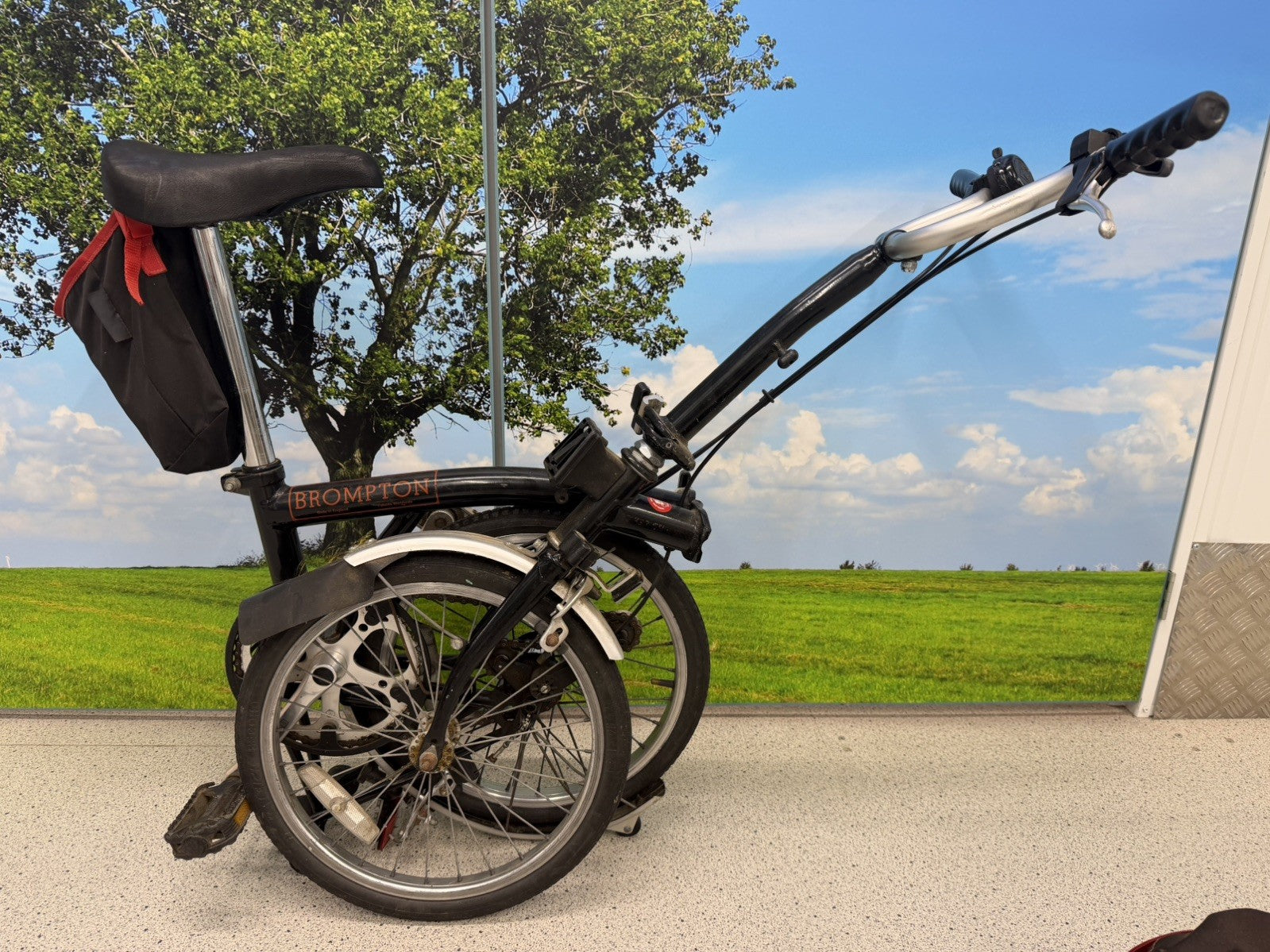 Brompton C Line M5L (5 Speed) folding bicycle -Black