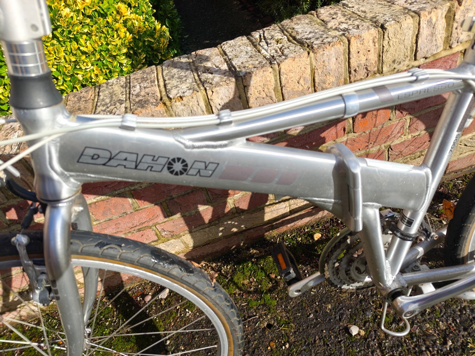 Dahon Espresso Folding Bike 26in silver