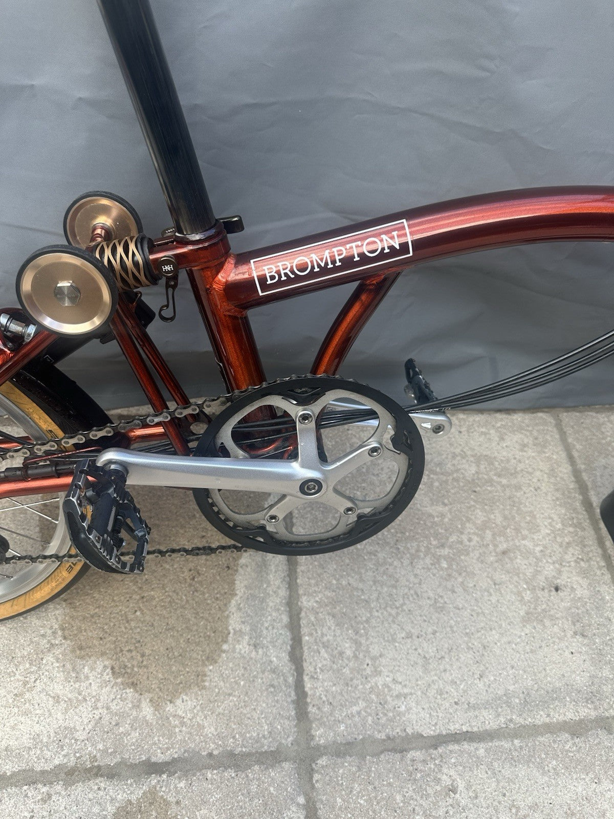 Brompton S6L, excellent condition £600+ in upgrades.