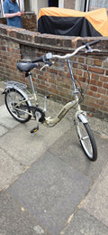 Ammaco Folding Cycle 20 Inch Wheel,great Condition.neat Clean Some Accesories .