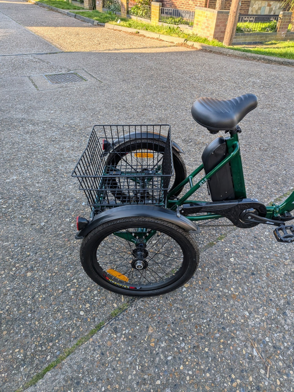 Jorvik Elite Jet E-20 Folding Trike, 32 MILES, BRAND NEW ORIGINAL BATTERY, L@@K
