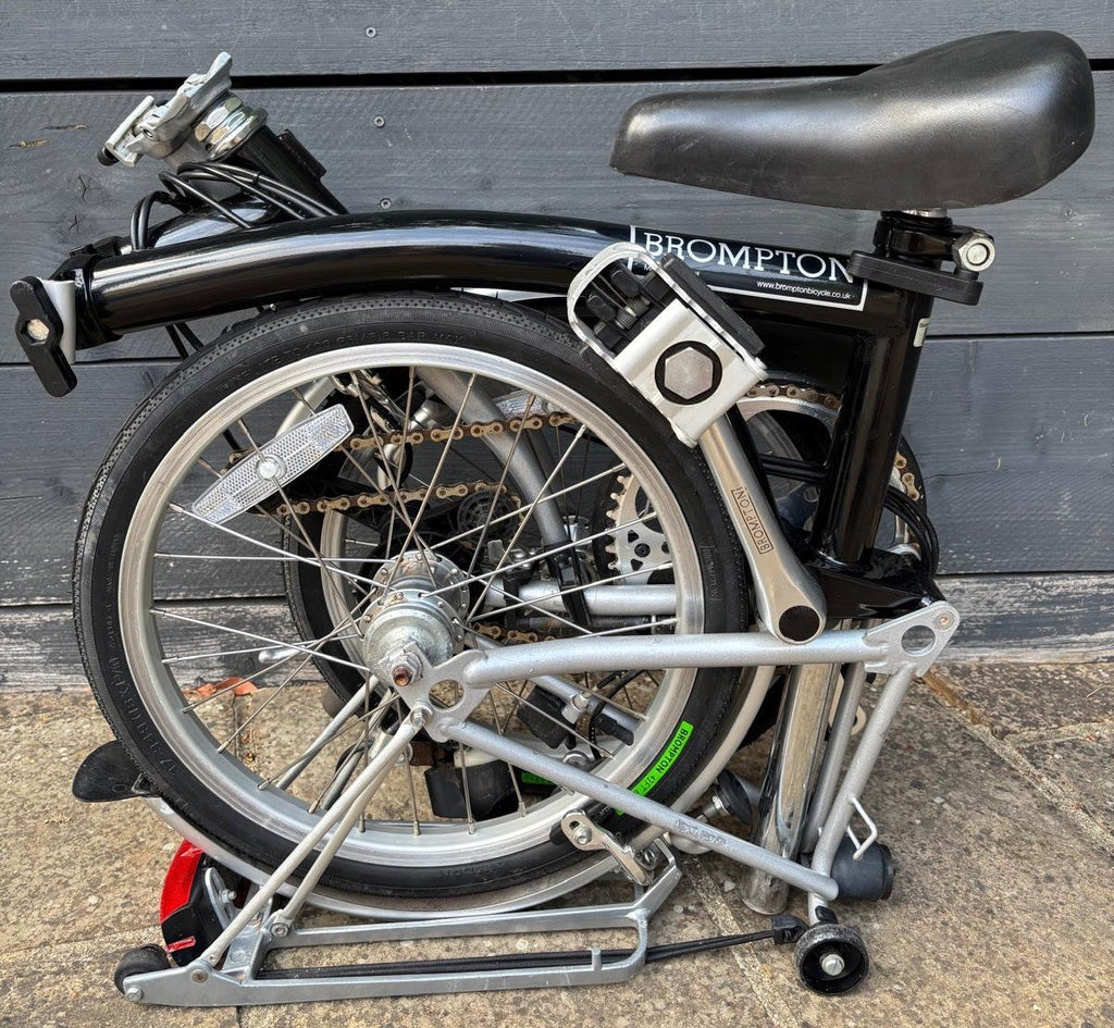 Brompton M6R C Line Explore 6 Speed Hardly Used in Excellent Condition