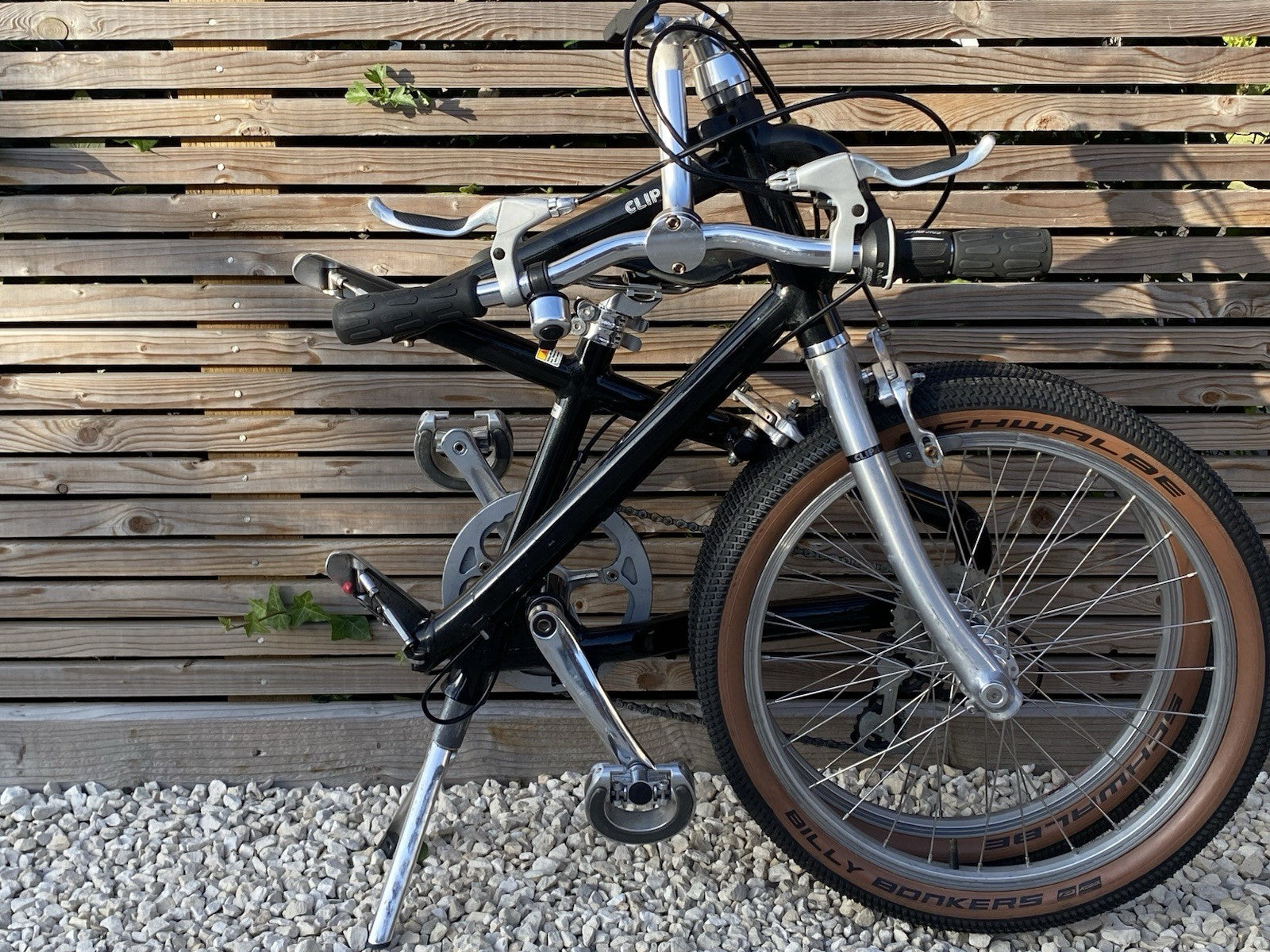 Giant Bicycles ‘Clip’ Folding Bike