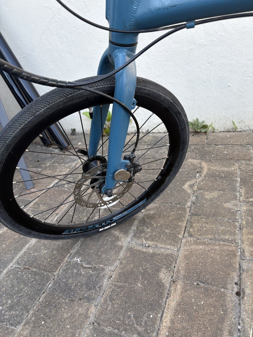 Carrera Folding Bike 20in Wheels Blue/Black Mechanical Disc Brakes Kickstand